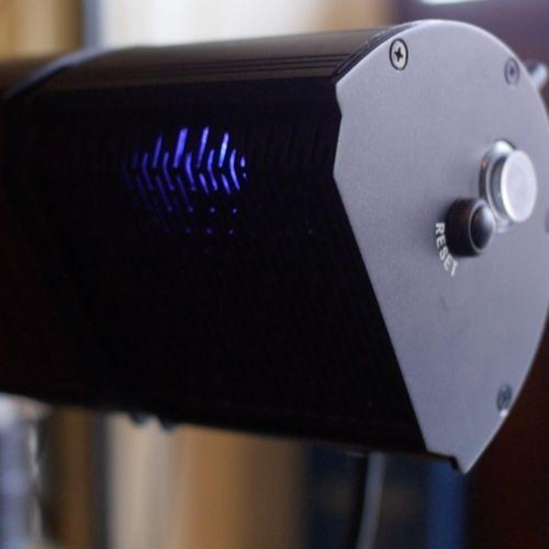 Original SUNHEAT and Beat Electric Wall or Tripod Mounted Patio Heater with Remote